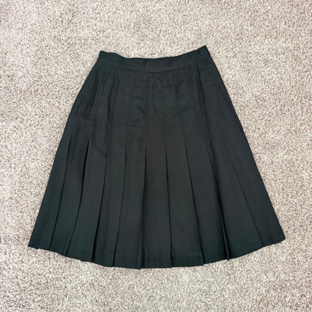 OBR Women's 6 Black Pleated Skirt Side Zip Vintage Staple Classic Career School